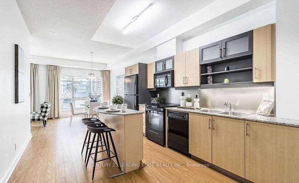 350 Wellington Street W 203, Toronto, ON M5V 3W9 – photo 2