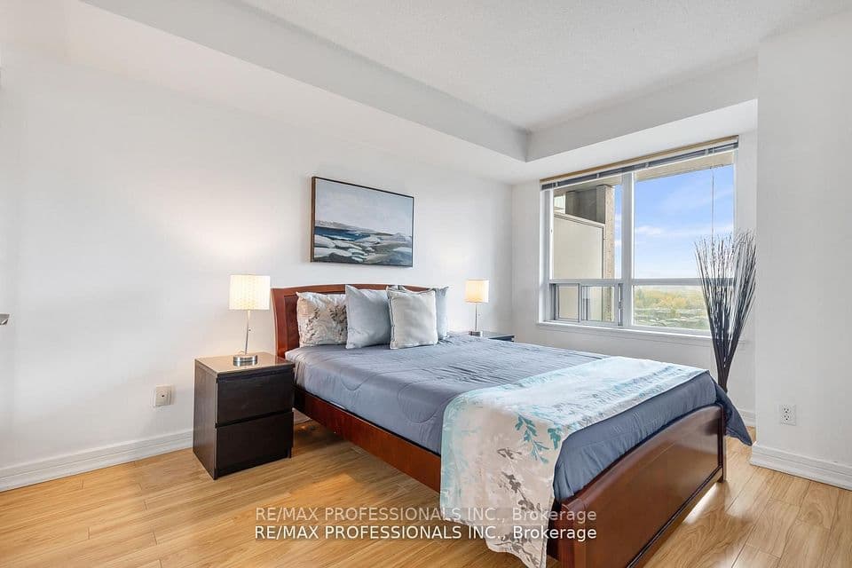 18 Harrison Garden Boulevard 706, Toronto, ON M2N 7J7 – photo 2