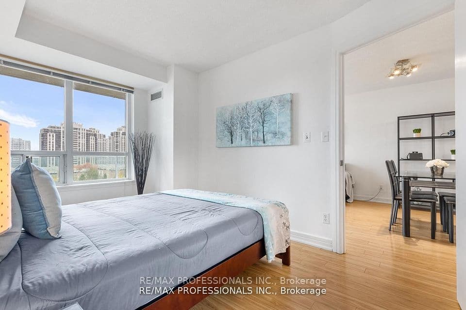 18 Harrison Garden Boulevard 706, Toronto, ON M2N 7J7 – photo 3