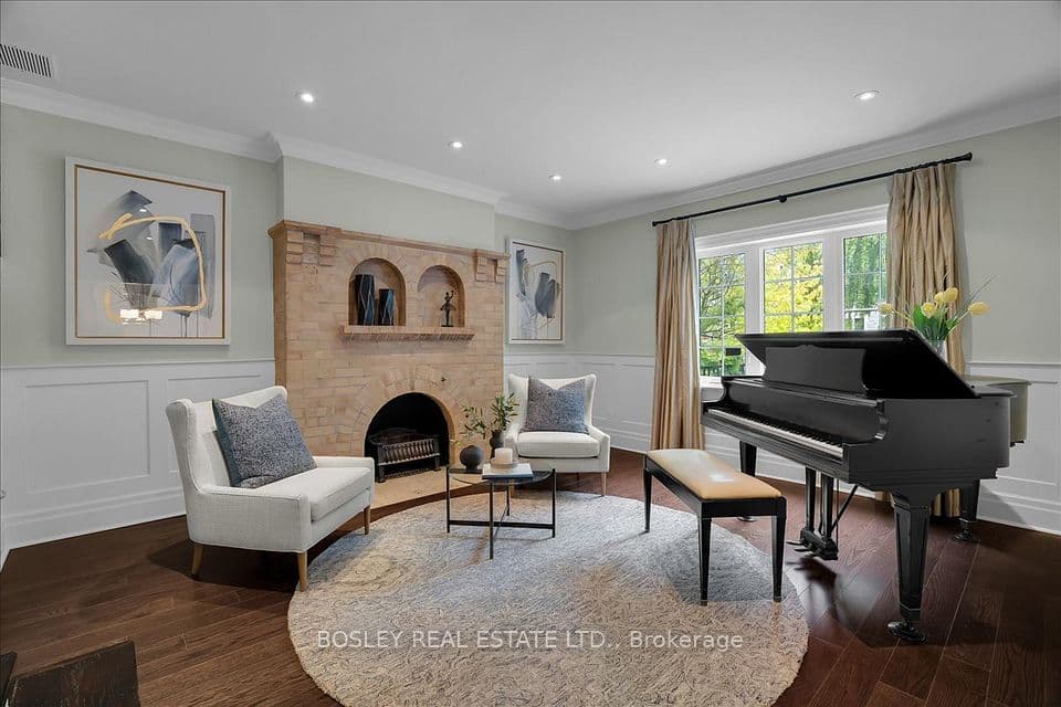 3 Shorncliffe Avenue, Toronto, ON M4V 1S9 – photo 2