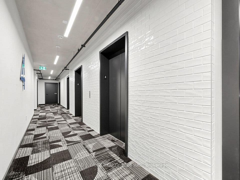 284 King Street E 404, Toronto, ON M5A 1K4 – photo 3