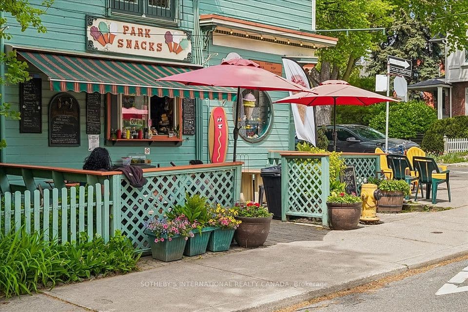 161 Winchester Street, Toronto, ON M4X 1B5 – photo 2