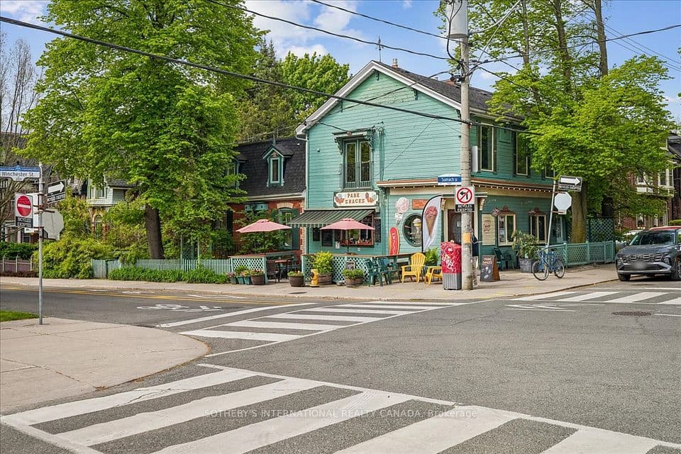 161 Winchester Street, Toronto, ON M4X 1B5 – main photo