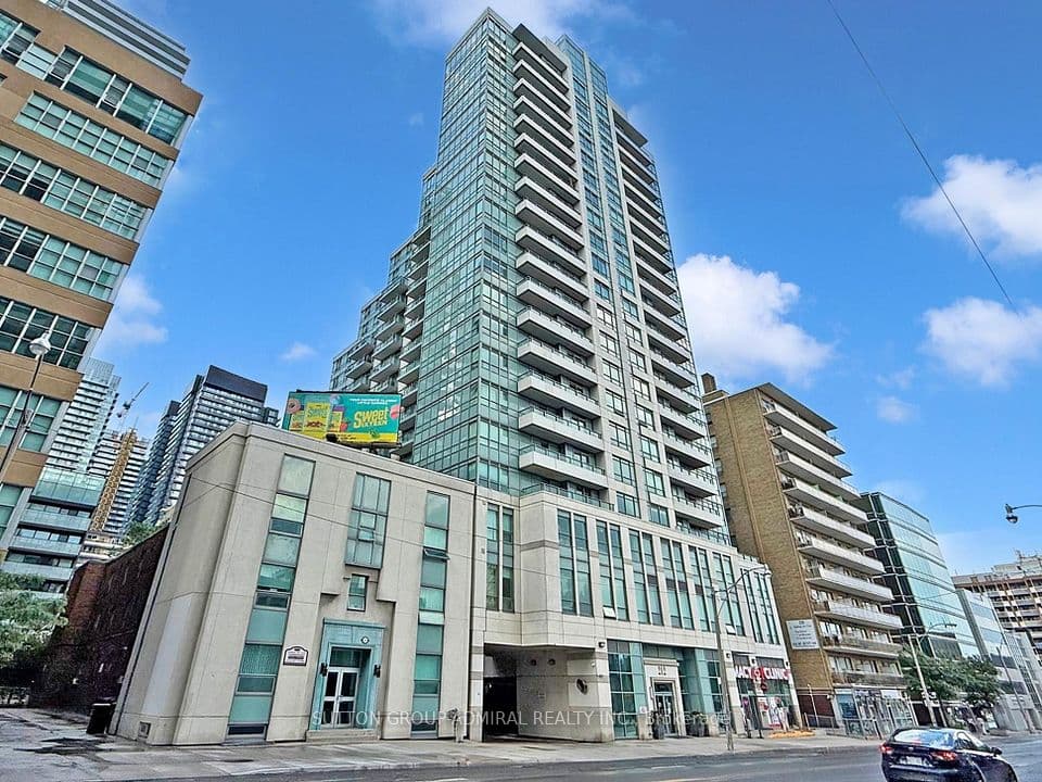 212 Eglinton Avenue E 1005, Toronto, ON M4P 1K2 – main photo