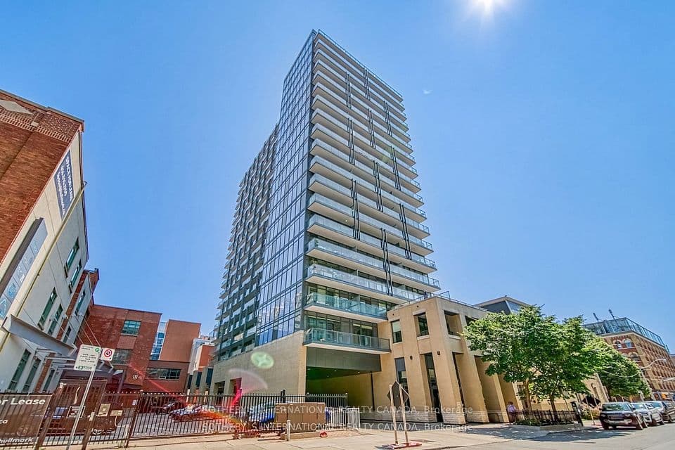 105 George Street 706, Toronto, ON M5A 0L4 – main photo