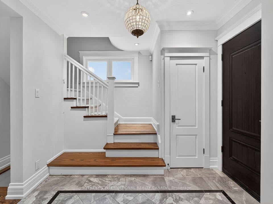 70 Oriole Road, Toronto, ON M4V 2G1 – photo 3