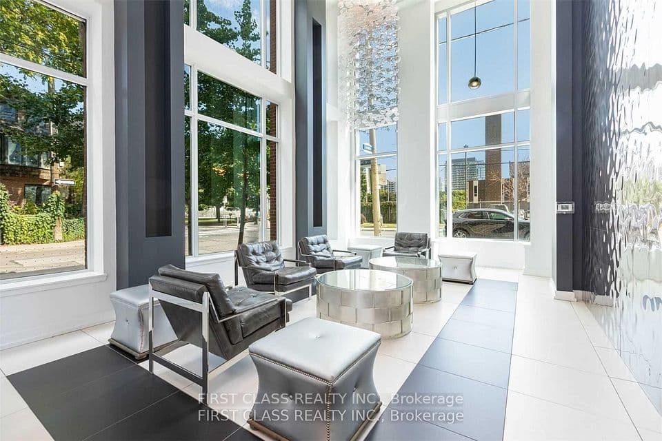 220 George Street 907, Toronto, ON M5A 2N1 – photo 2