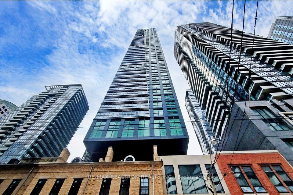 327 King Street W 4105, Toronto, ON M5V 0W7 – photo 3