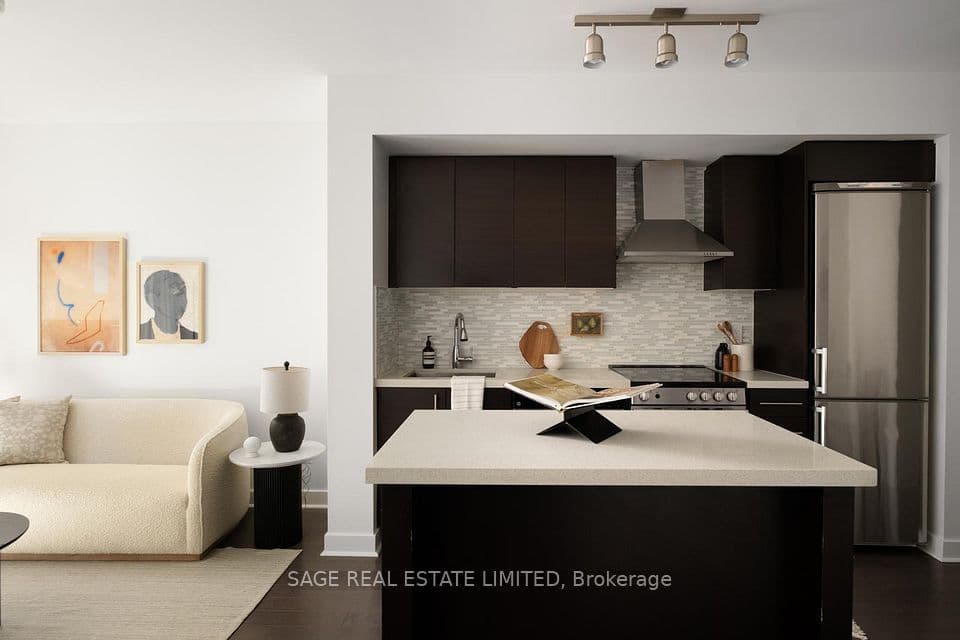 58 Orchard View Boulevard 313, Toronto, ON M4R 0A2 – photo 2