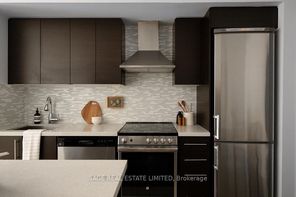 58 Orchard View Boulevard 313, Toronto, ON M4R 0A2 – photo 3
