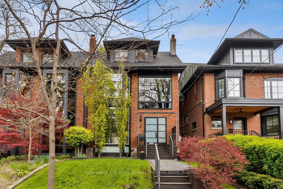 28 Roxborough Street W, Toronto, ON M5R 1T8 – main photo