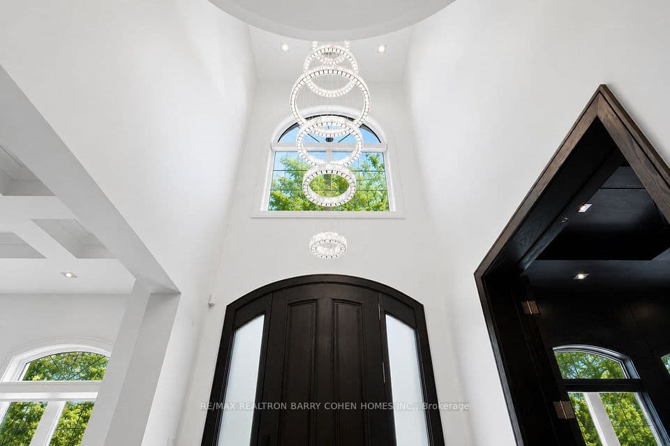 29 Junewood Crescent, Toronto, ON M2L 2C3 – photo 3