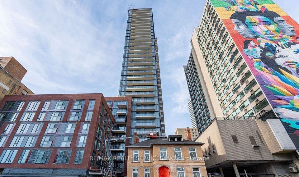 308 Jarvis Street 2505, Toronto, ON M5A 2P2 – main photo