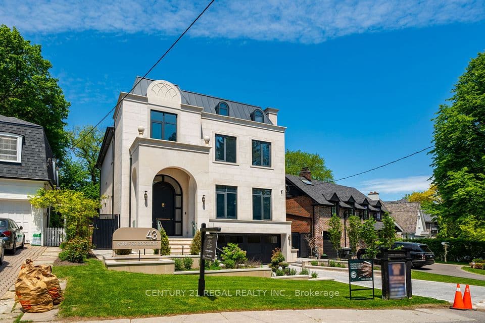 43 Wanless Crescent, Toronto, ON M4N 3B6 – main photo