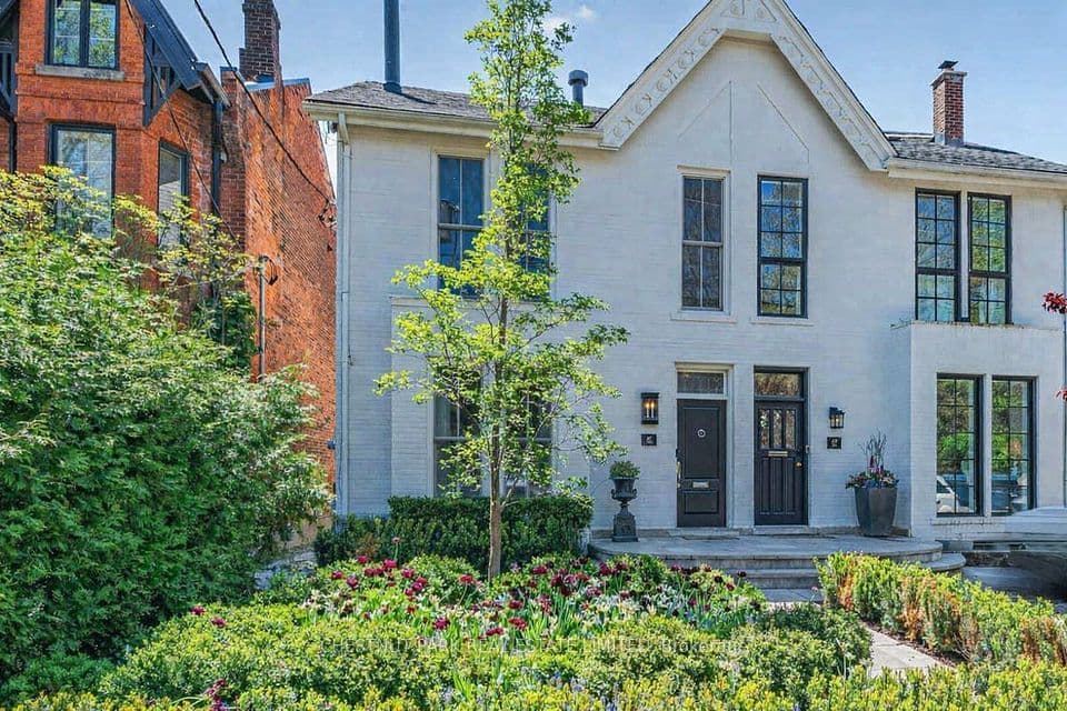 47 Walker Avenue, Toronto, ON M4V 1G3 – main photo