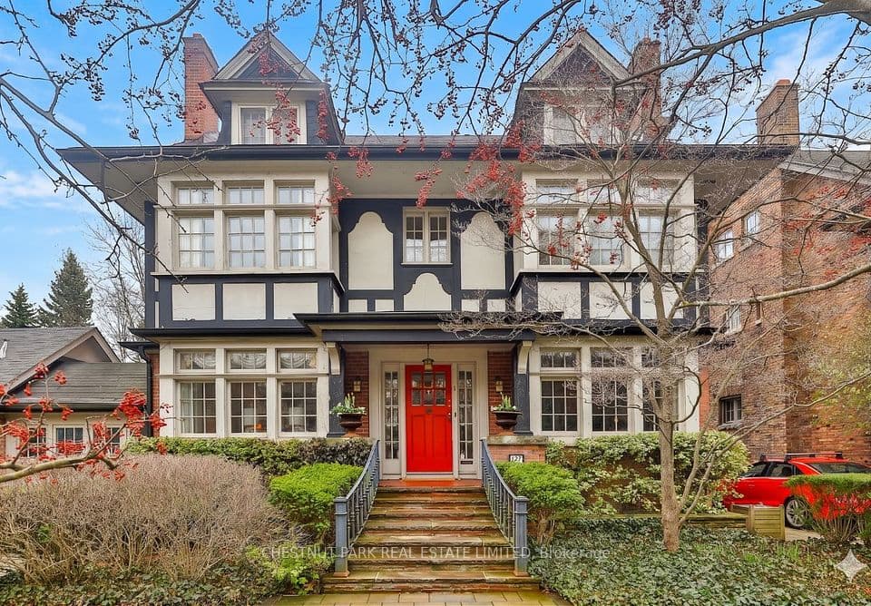 127 Roxborough Drive, Toronto, ON M4W 1X5 – main photo