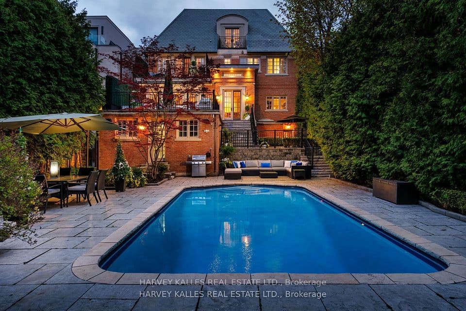 215 Dunvegan Road, Toronto, ON M5P 2P2 – photo 2