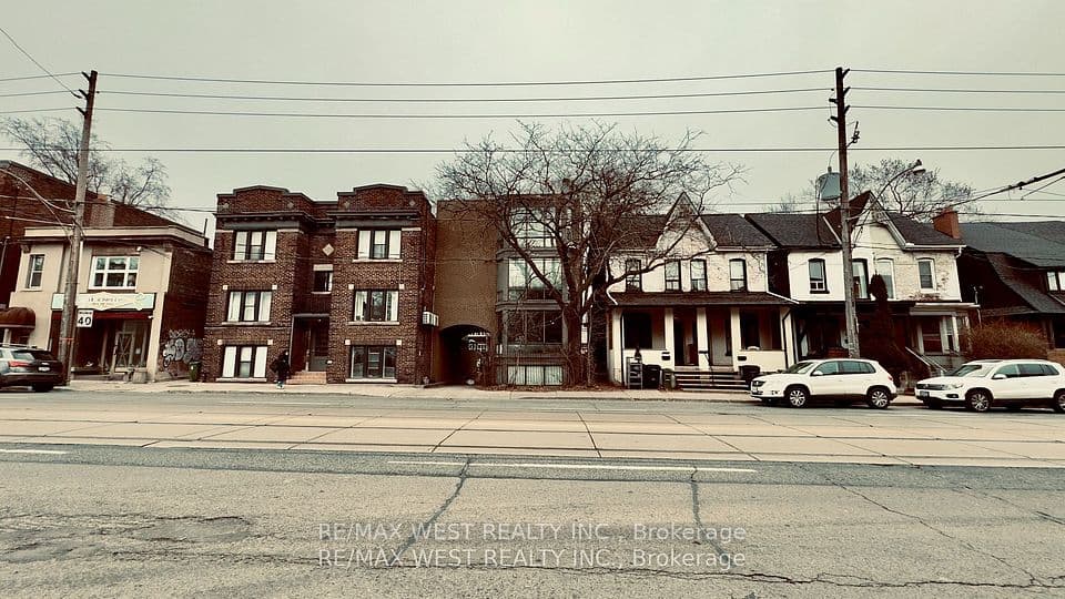 1061 Bathurst Street, Toronto, ON M5R 3G8 – photo 3