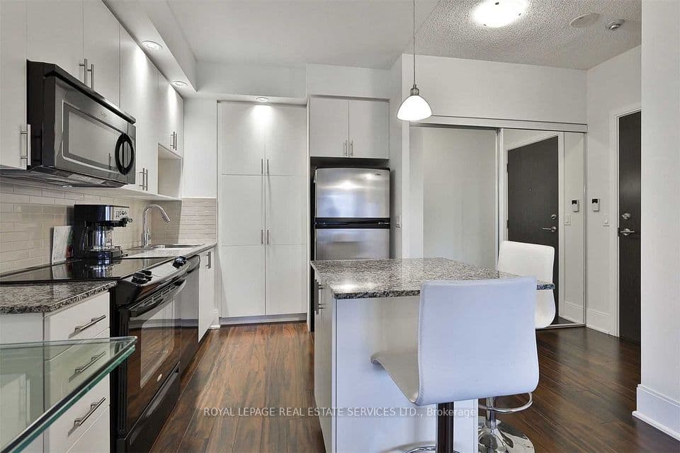 181 Wynford Drive 412, Toronto, ON M3C 0C6 – photo 3