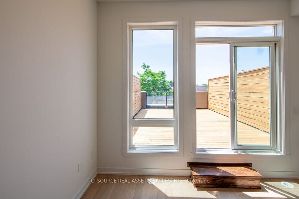 66B Perth Avenue, Toronto, ON M6R 0A8 – photo 3