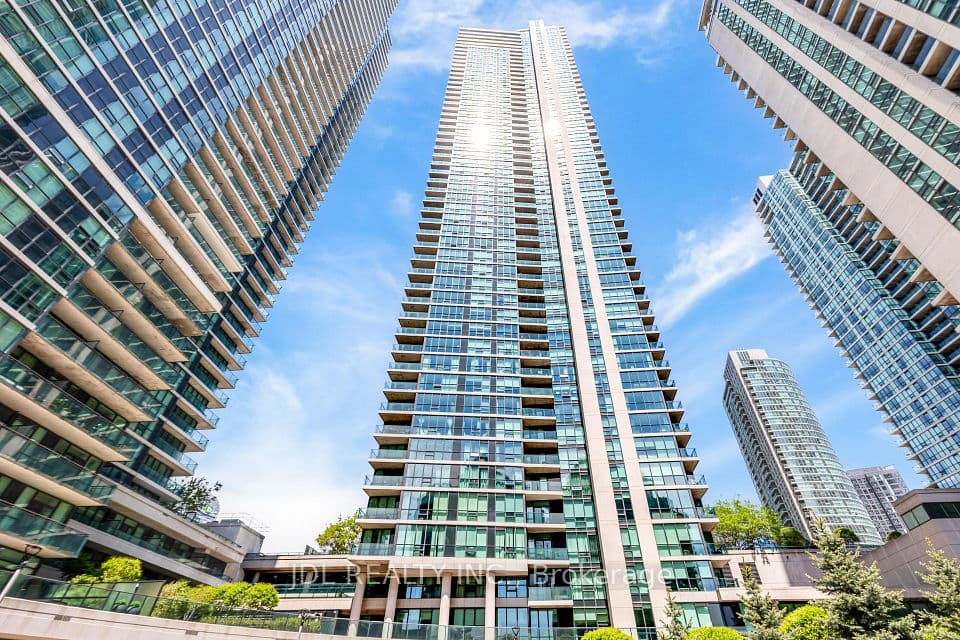 16 Harbour Street 4006, Toronto, ON M5J 2Z7 – photo 2