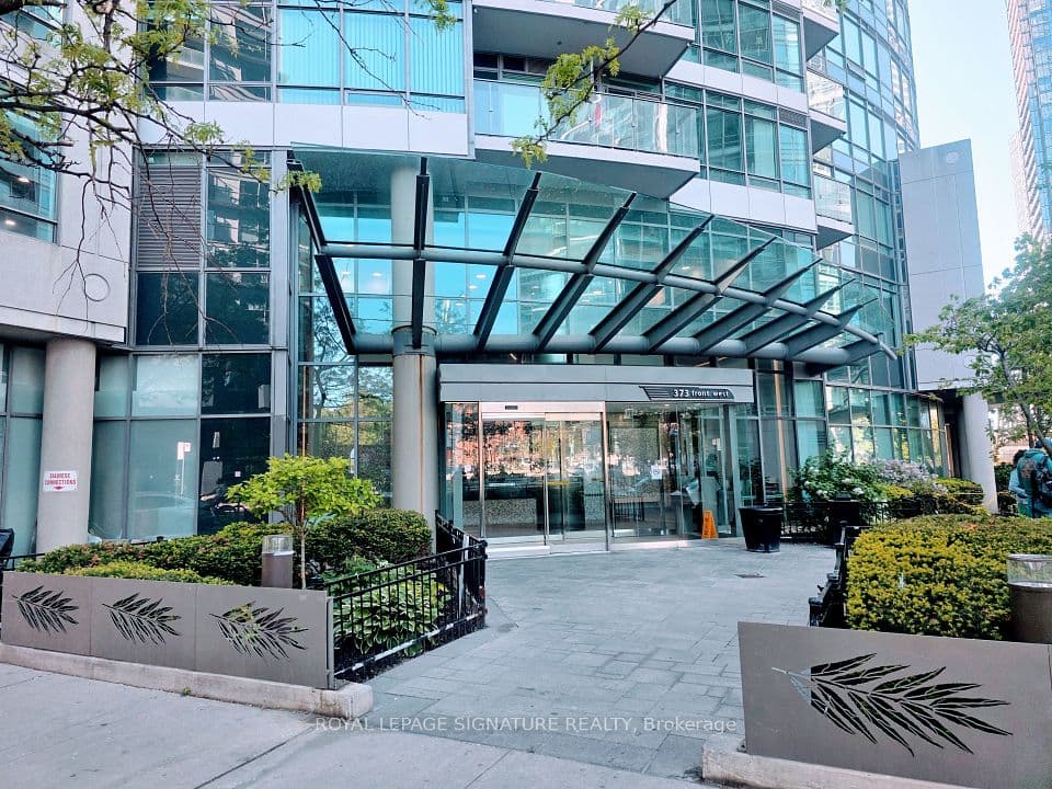 373 Front Street W 1703, Toronto, ON M5V 3R7 – photo 2