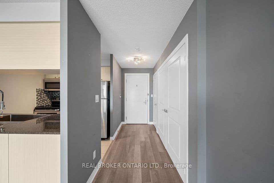 2015 Sheppard Avenue E 3010, Toronto, ON M2J 0B3 – photo 3