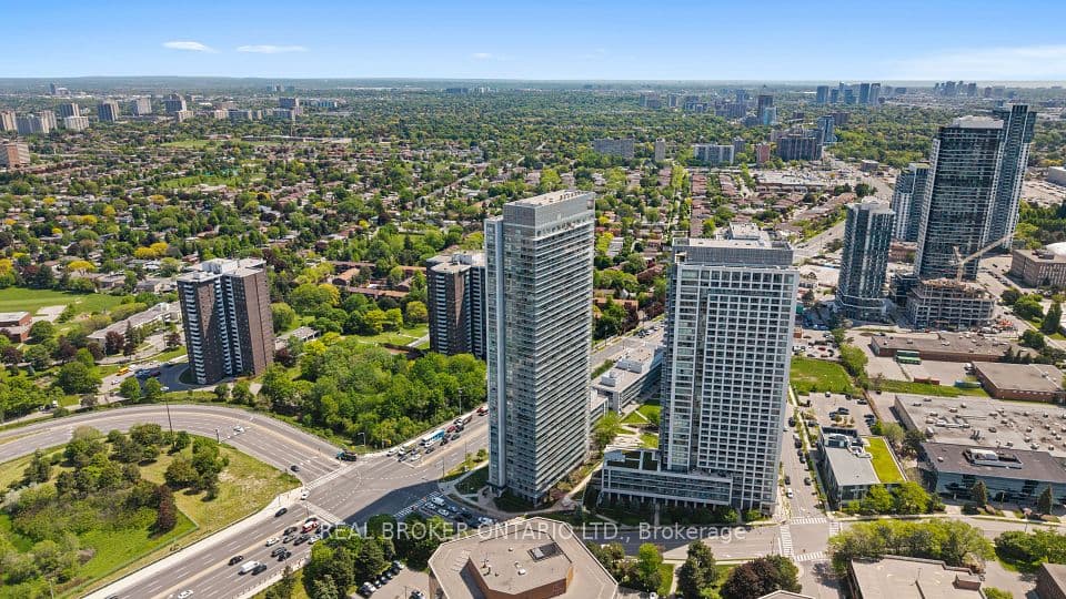 2015 Sheppard Avenue E 3010, Toronto, ON M2J 0B3 – main photo