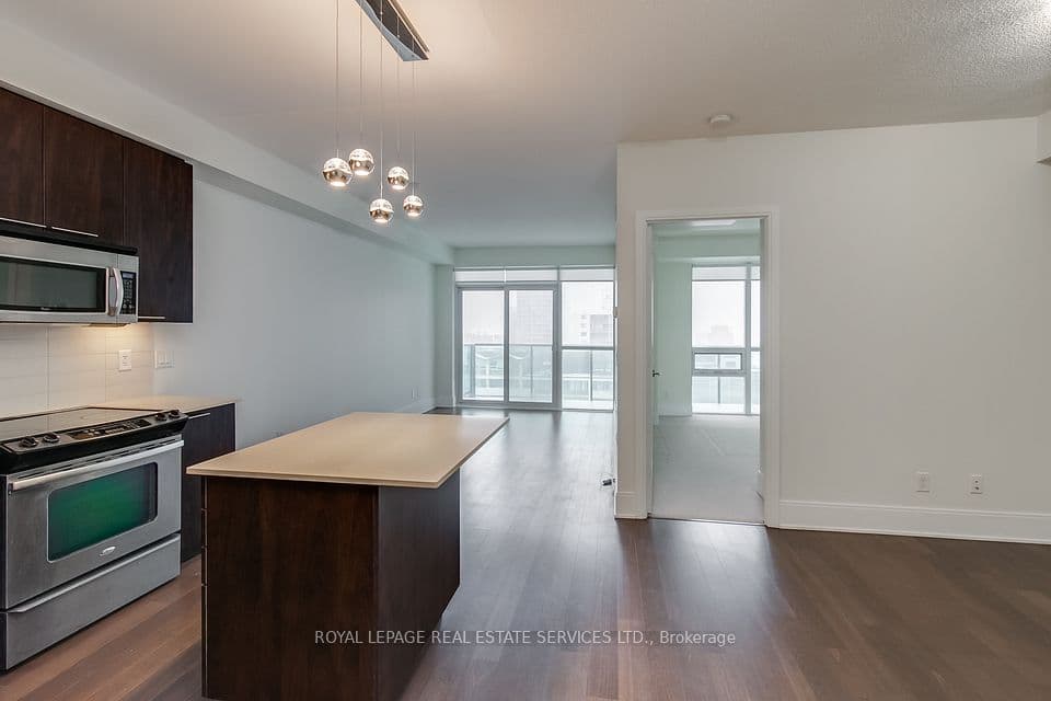25 Broadway Avenue 1408, Toronto, ON M4P 1T7 – photo 2