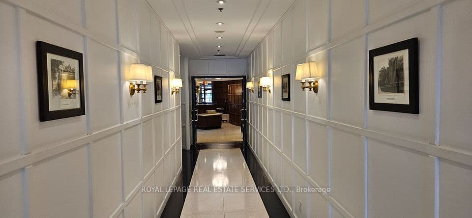 102 Bloor Street W 306, Toronto, ON M5S 1M8 – photo 3