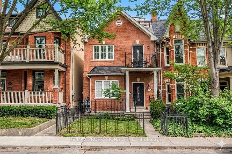 213 Major Street, Toronto, ON M5S 2L4 – main photo