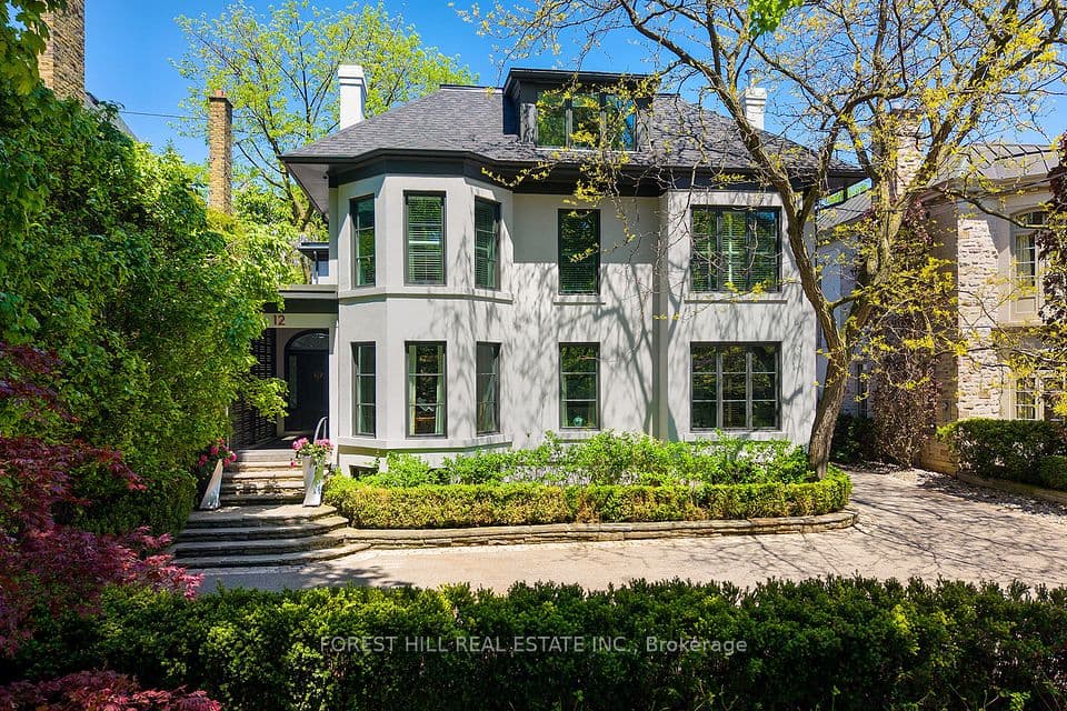 12 Shorncliffe Avenue, Toronto, ON M4V 1T1 – photo 3