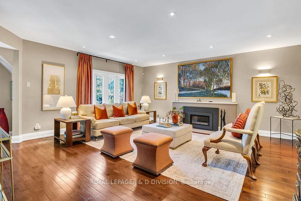 137 Highbourne Road, Toronto, ON M5P 2J8 – photo 3