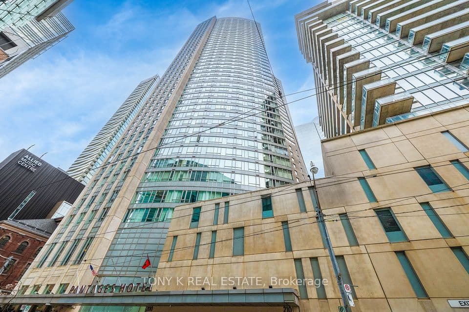 210 Victoria Street 2113, Toronto, ON M5B 2R3 – photo 2