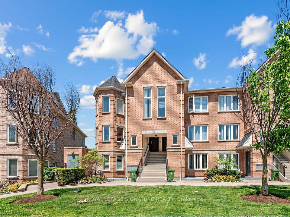 72 Aerodrome Crescent 201, Toronto, ON M4G 4J1 – main photo