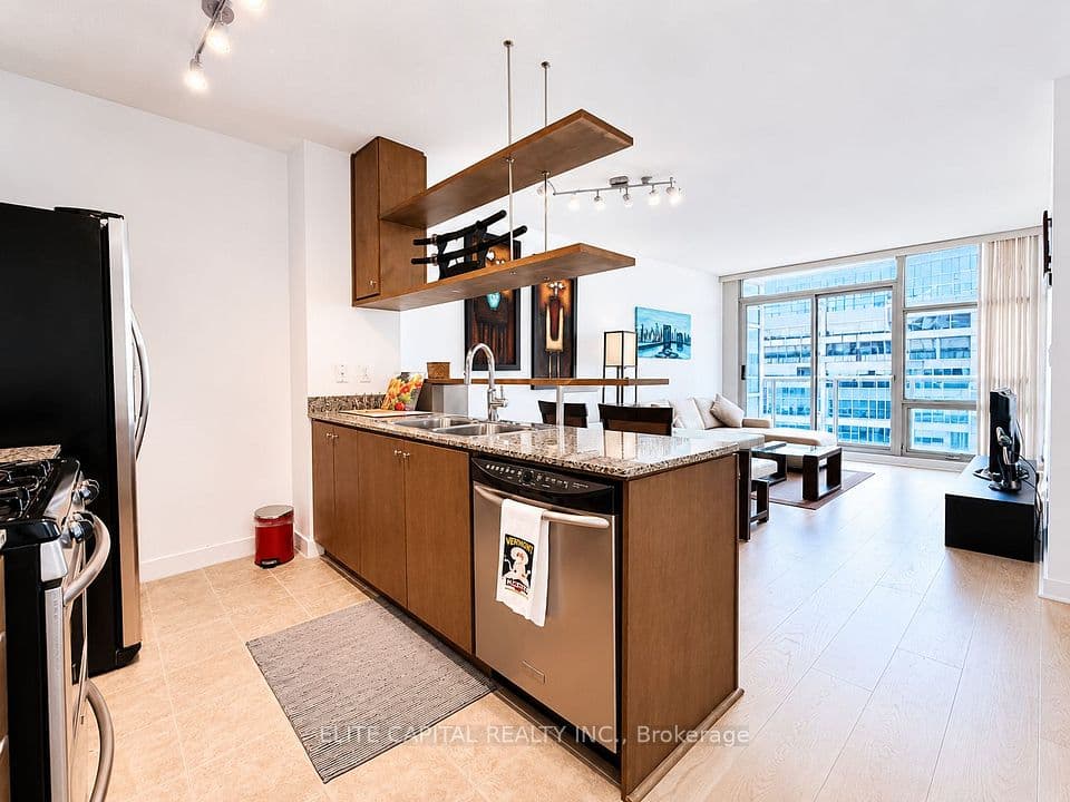 10 Navy Wharf Court 1008, Toronto, ON M5V 3V2 – photo 3