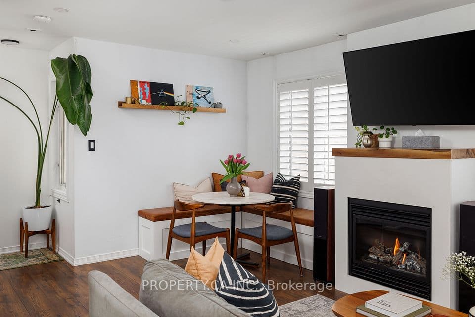 12 Sudbury Street 819, Toronto, ON M6J 3W7 – photo 3