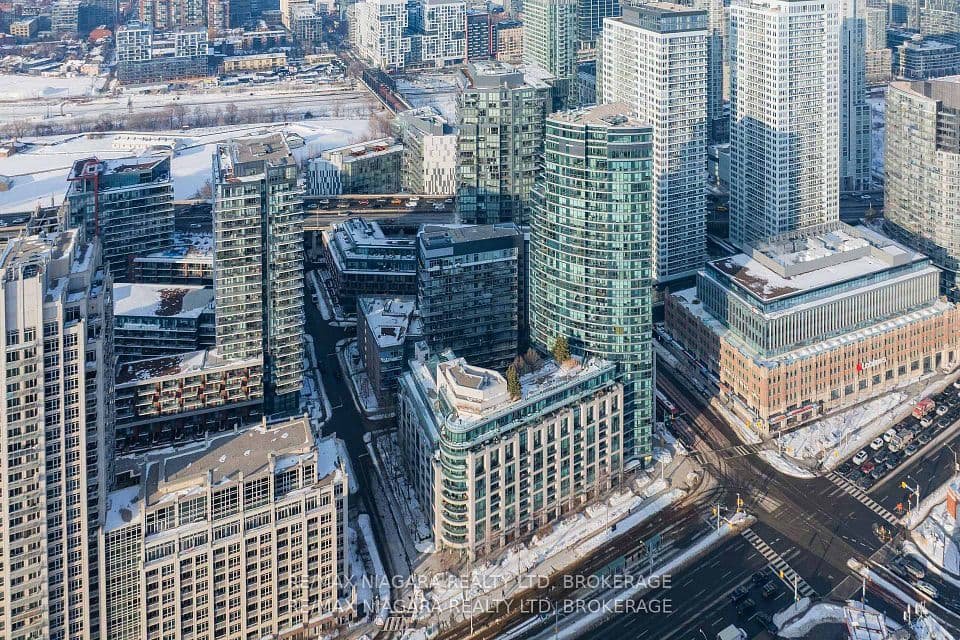 600 Fleet Street 1601, Toronto, ON M5V 1B7 – photo 3