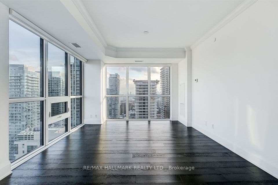 101 Erskine Avenue 2907, Toronto, ON M4P 1Y5 – photo 2