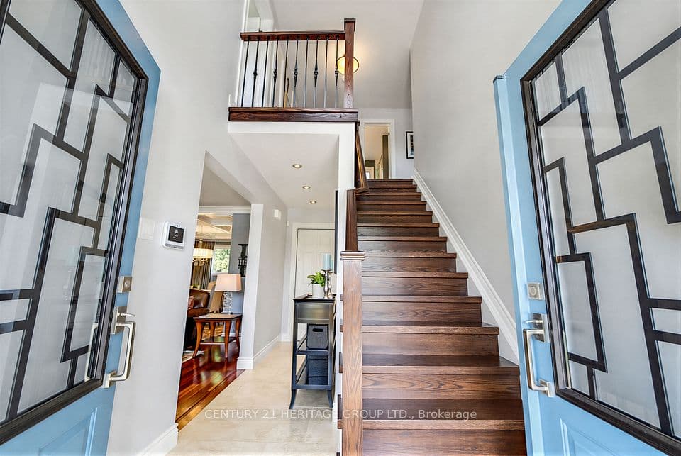 28 Manadon Drive, Toronto, ON M2M 1W6 – photo 3