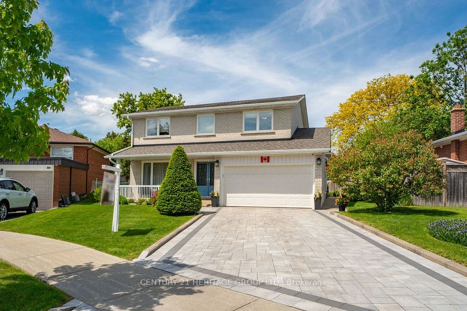 28 Manadon Drive, Toronto, ON M2M 1W6 – main photo