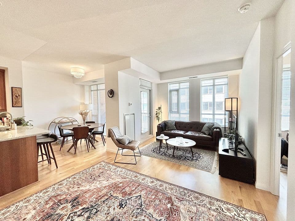 900 Mount Pleasant Road 426, Toronto, ON M4P 3J9 – photo 2