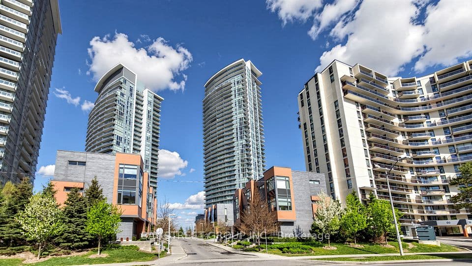 70 Forest Manor Road 2112, Toronto, ON M2J 0A9 – main photo