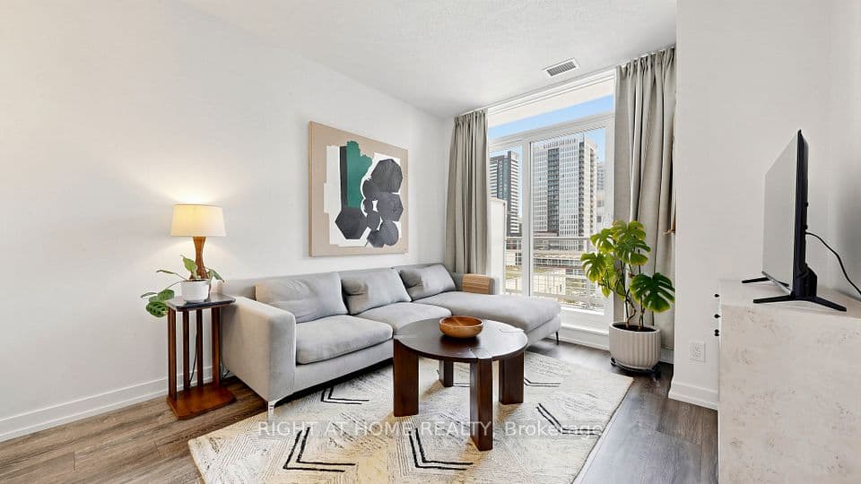 200 Sackville Street 714, Toronto, ON M5A 0C4 – photo 2