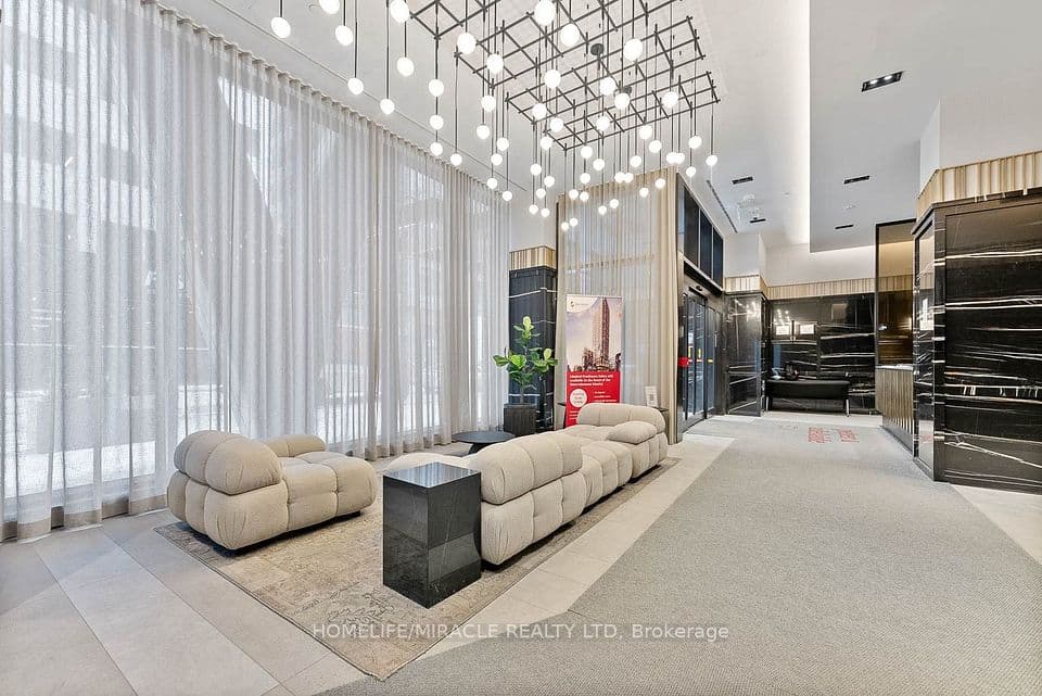 108 Peter Street 1322, Toronto, ON M5V 2G7 – photo 2