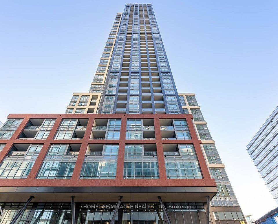 108 Peter Street 1322, Toronto, ON M5V 2G7 – main photo