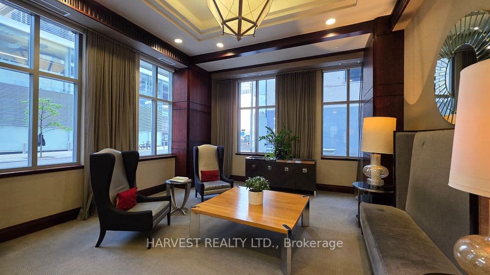 35 Balmuto Street 1506, Toronto, ON M4Y 0A3 – photo 3