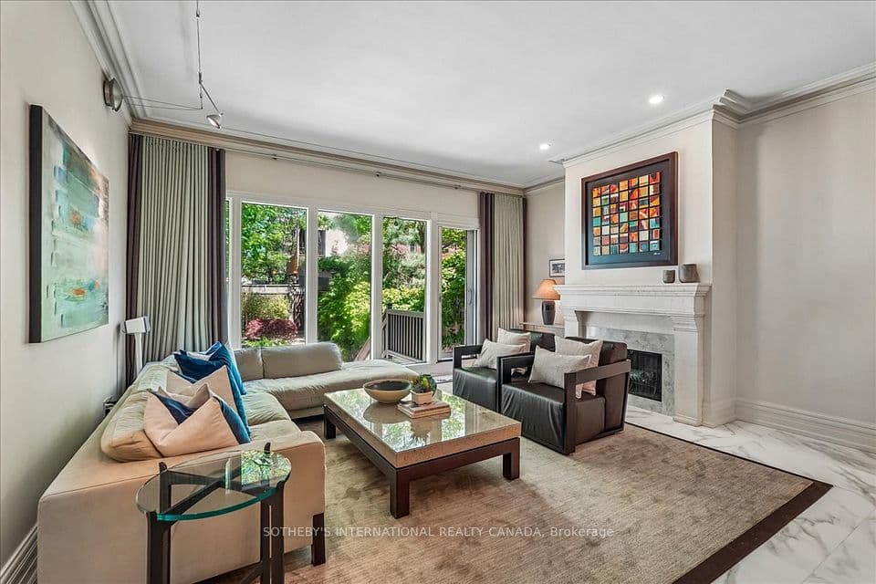 9 Rose Avenue, Toronto, ON M4X 1N6 – main photo