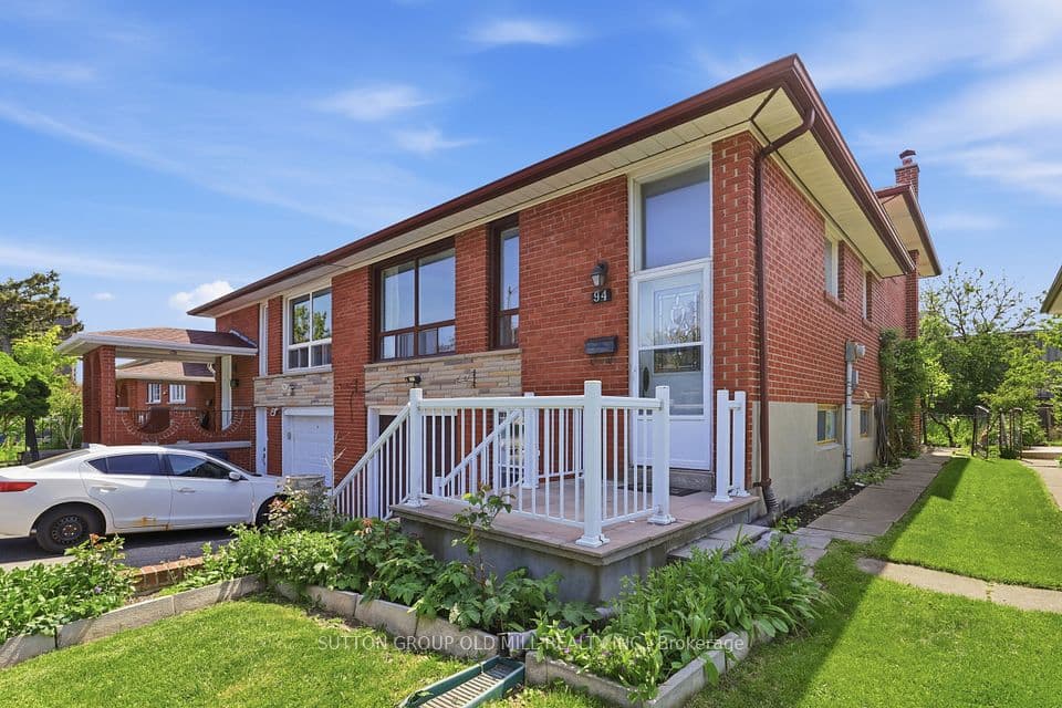 94 Muirhead Road, Toronto, ON M2J 3W4 – main photo