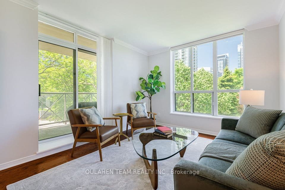 51 Harrison Garden Boulevard 202, Toronto, ON M2N 7G4 – photo 3